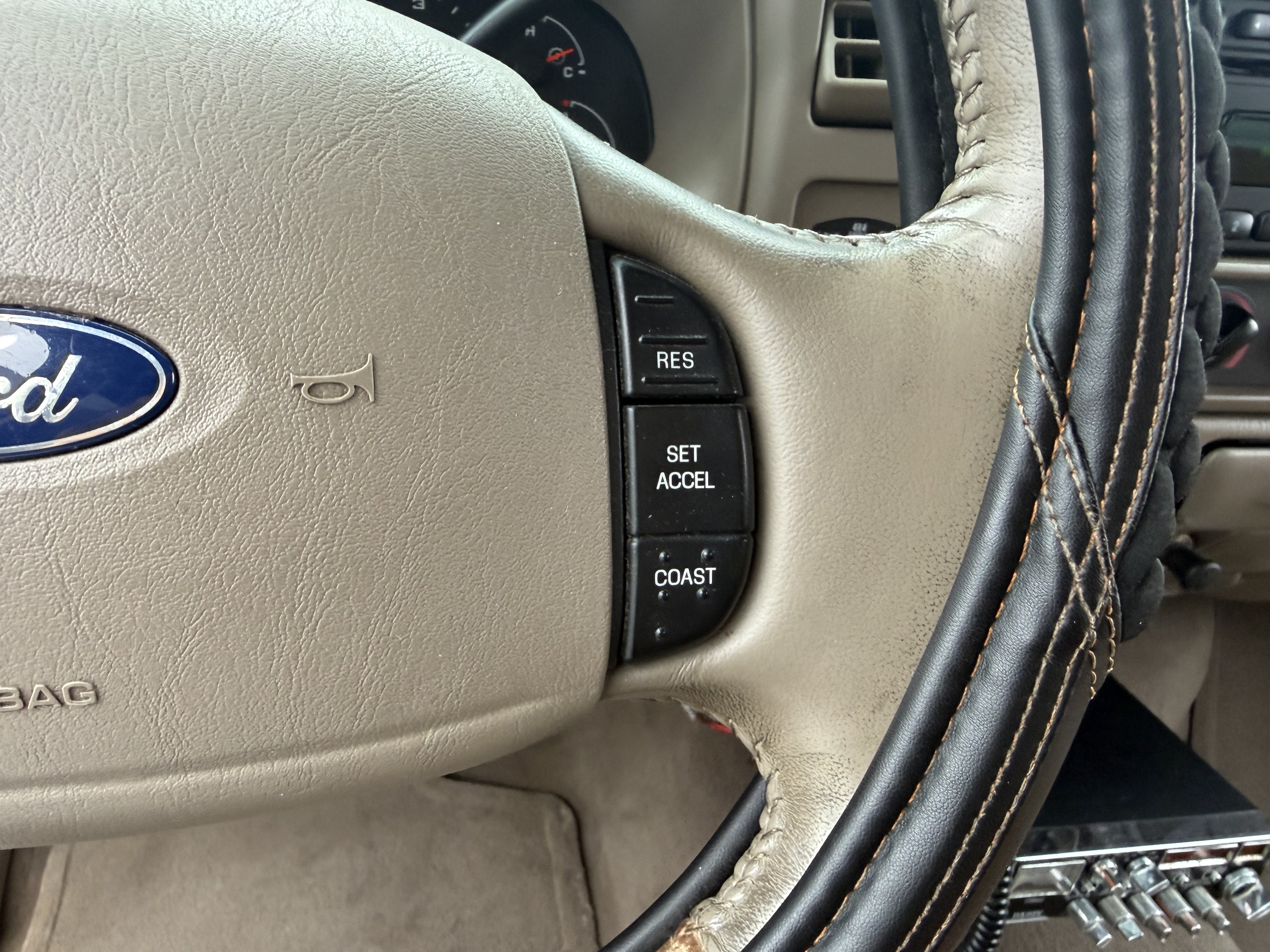Used 2003 Ford F350 Lariat AWD/4WD image 16
