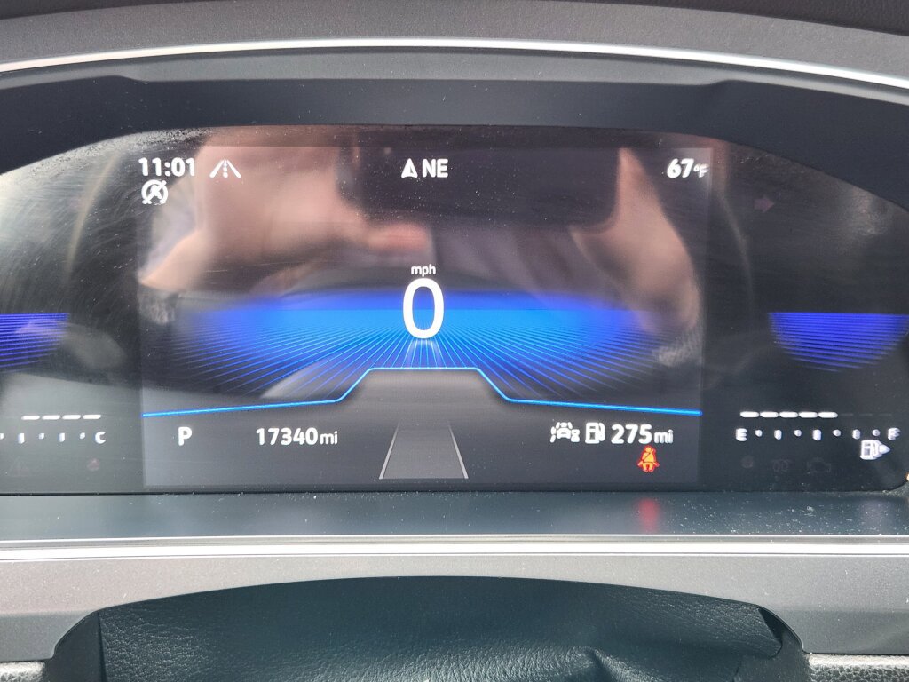 Used 2024 Volkswagen Tiguan SE image 17