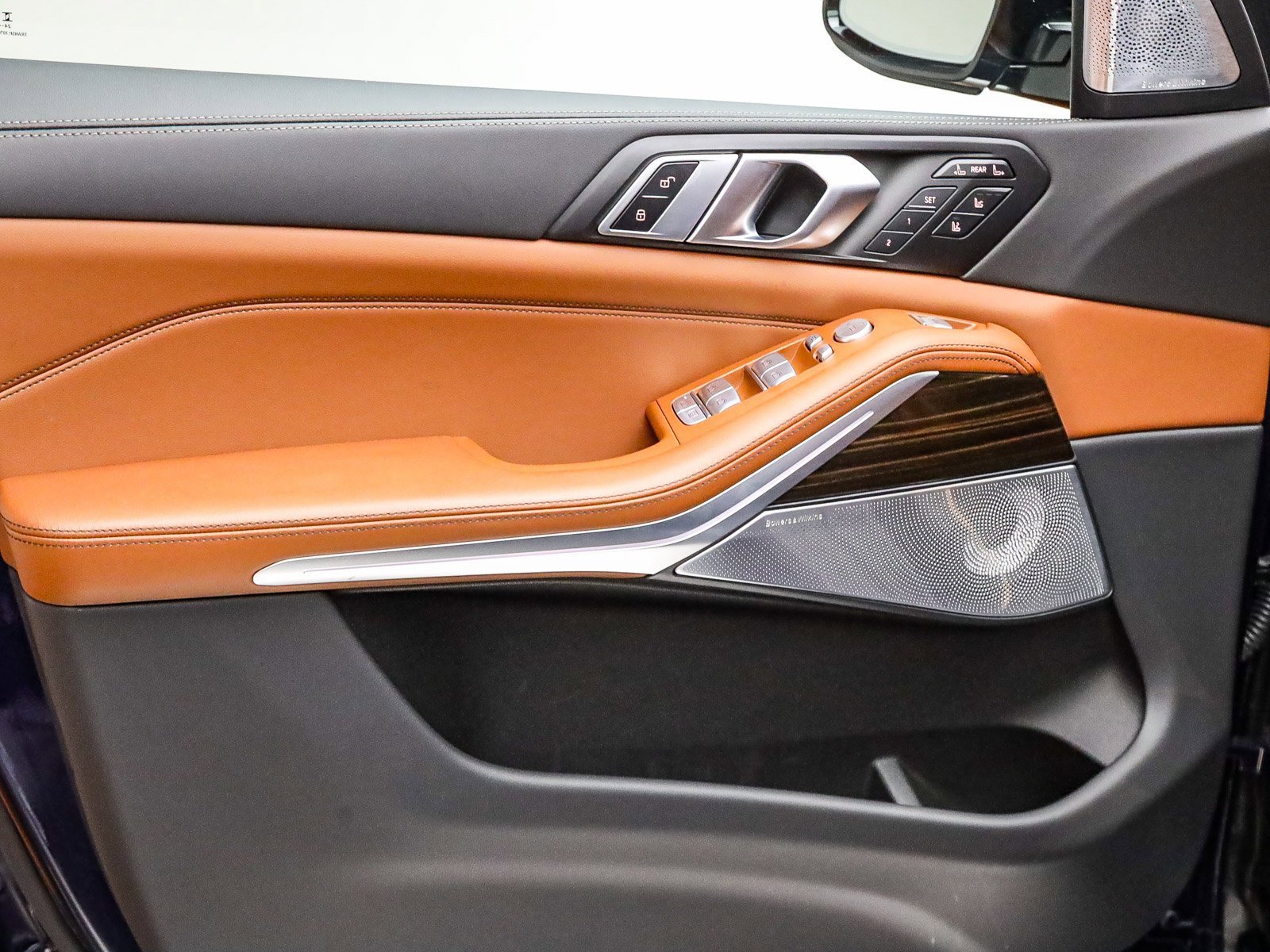 Certified 2025 BMW X7 M60i image 21