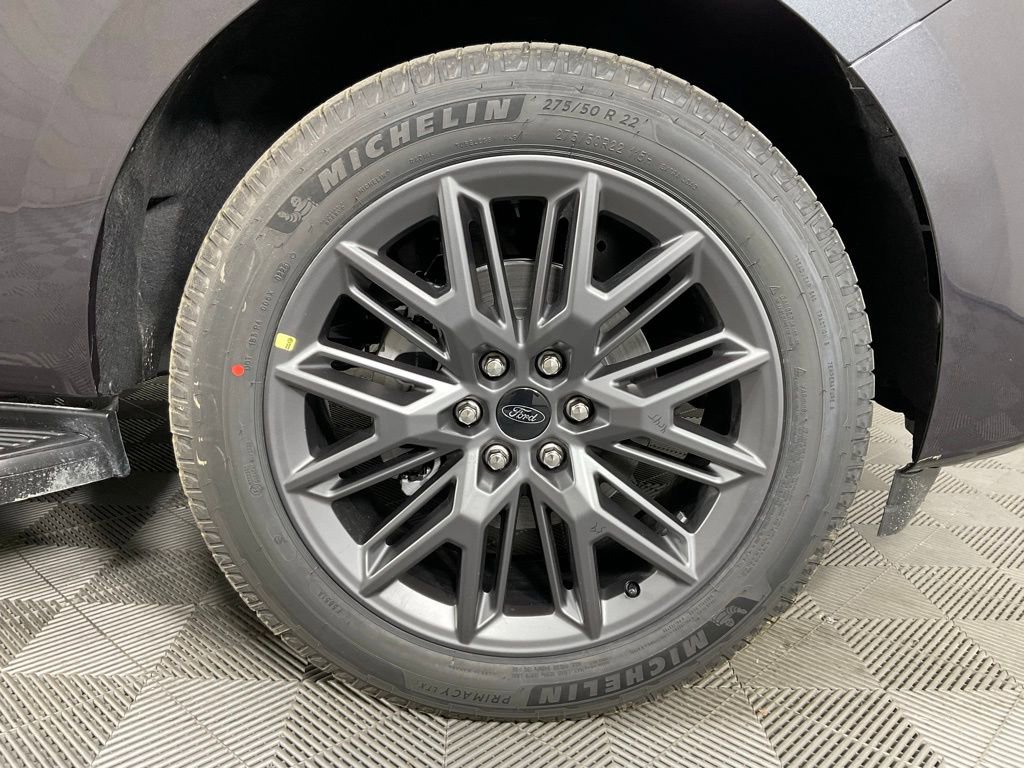 New 2026 Ford Expedition Max Platinum w/ Stealth Appearance Package AWD/4WD image 10