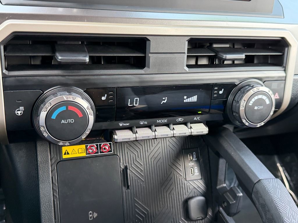 Used 2025 Toyota Tacoma TRD Off-Road w/ TRD Off Road Upgrade Package AWD/4WD image 22