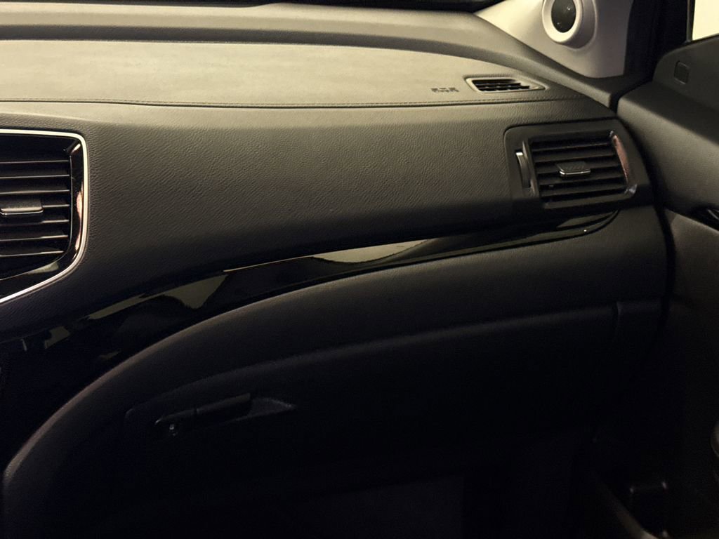 Certified 2022 Honda Pilot Touring image 16