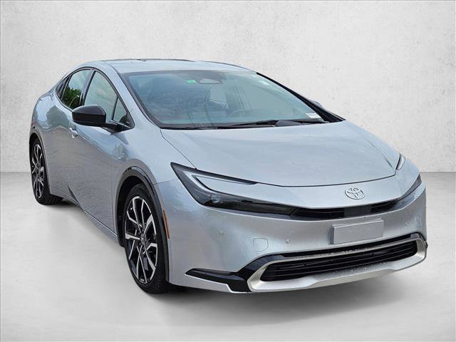 Used 2023 Toyota Prius Prime FWD image 3