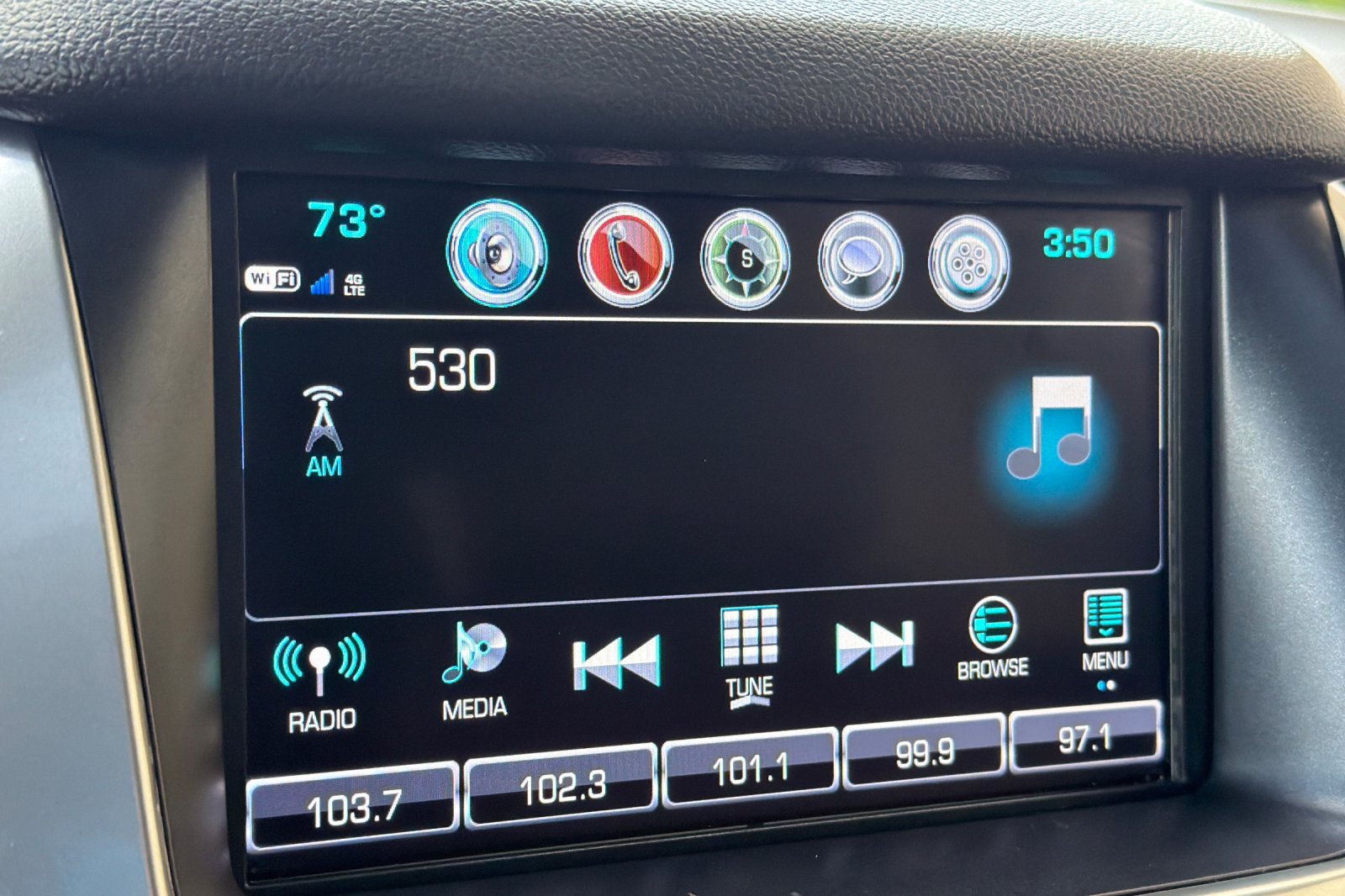 Used 2020 Chevrolet Tahoe Premier w/ Premier Plus Edition AWD/4WD image 19