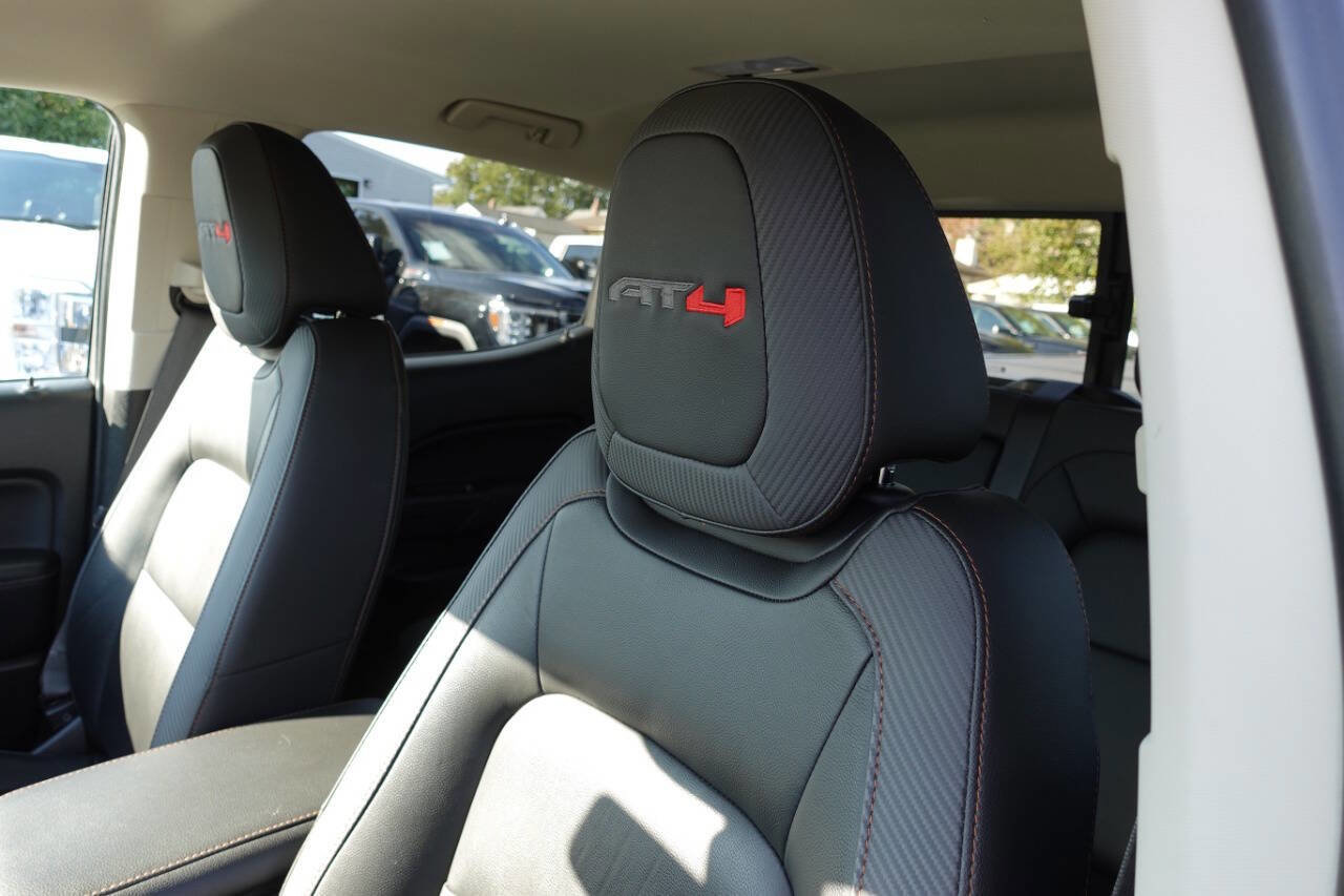 Used 2022 GMC Canyon AT4 image 18