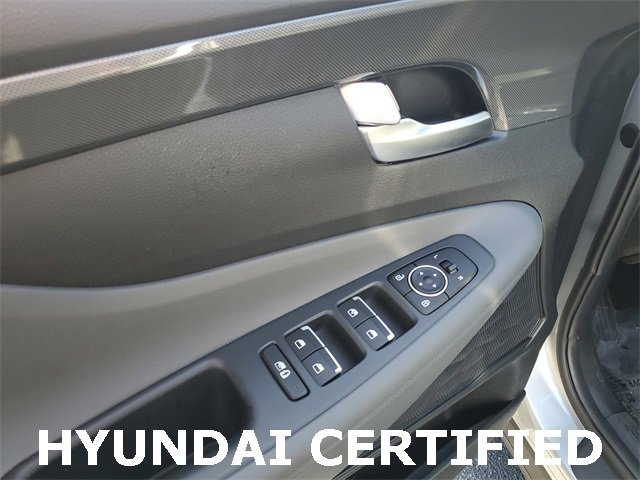 Certified 2023 Hyundai Santa Fe SE image 10
