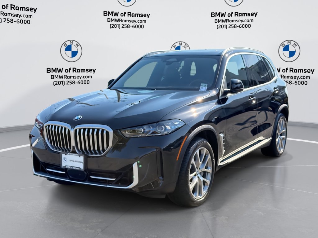 Used 2024 BMW X5 xDrive40i w/ Premium Package