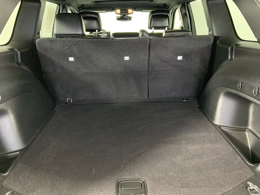 Used 2021 Jeep Grand Cherokee Limited image 21