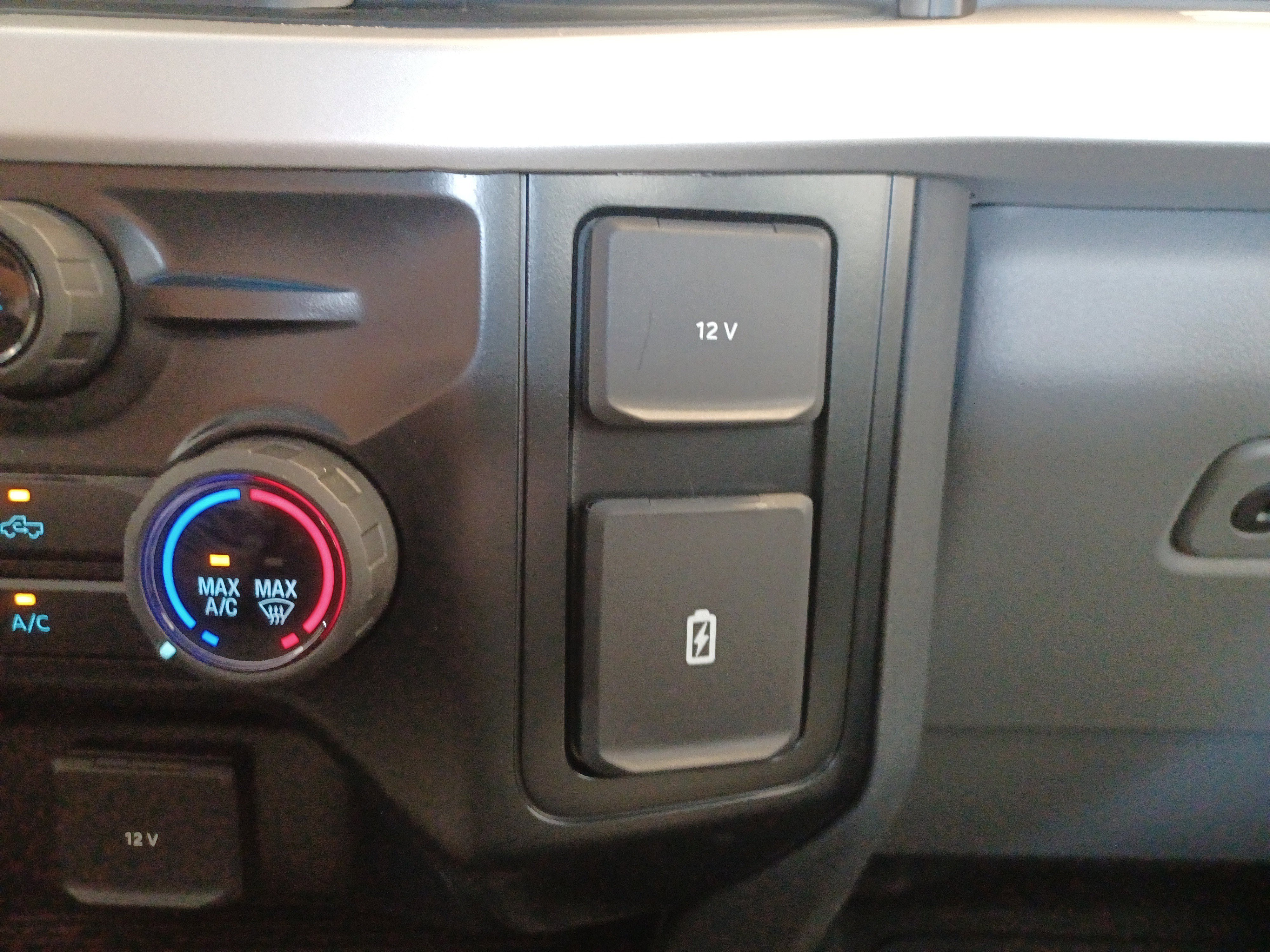 New 2026 Ford F250 XL w/ XL Off-Road Package image 30