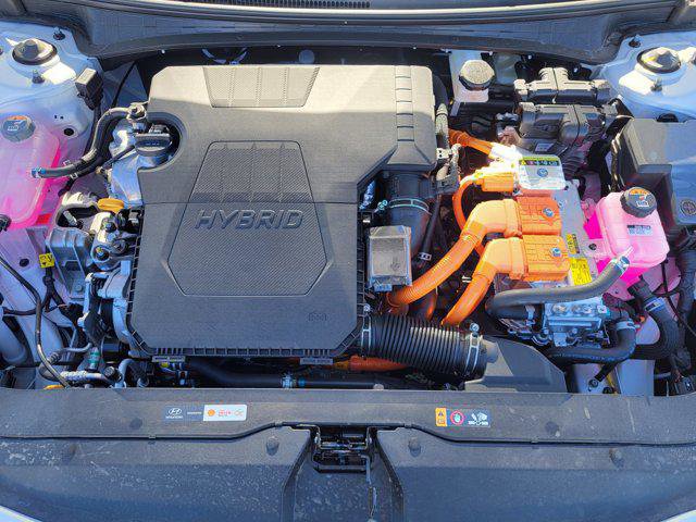 New 2025 Hyundai Elantra SEL FWD image 32