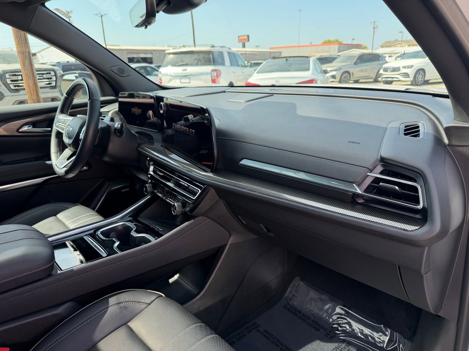 Used 2025 Chevrolet Traverse High Country image 17