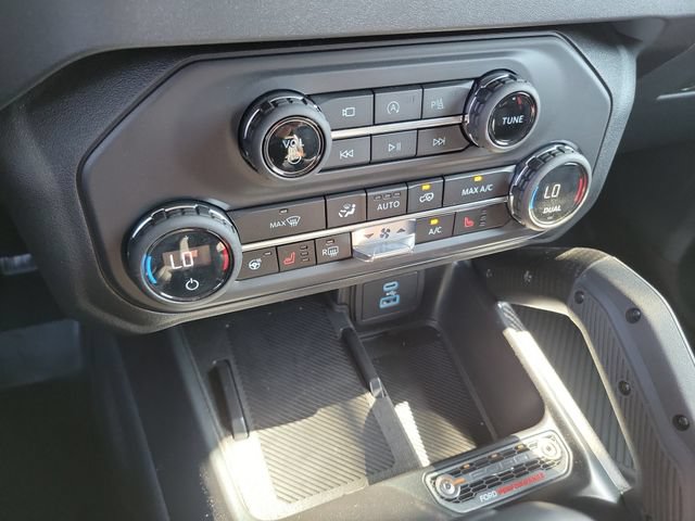 Used 2025 Ford Bronco Raptor AWD/4WD image 23