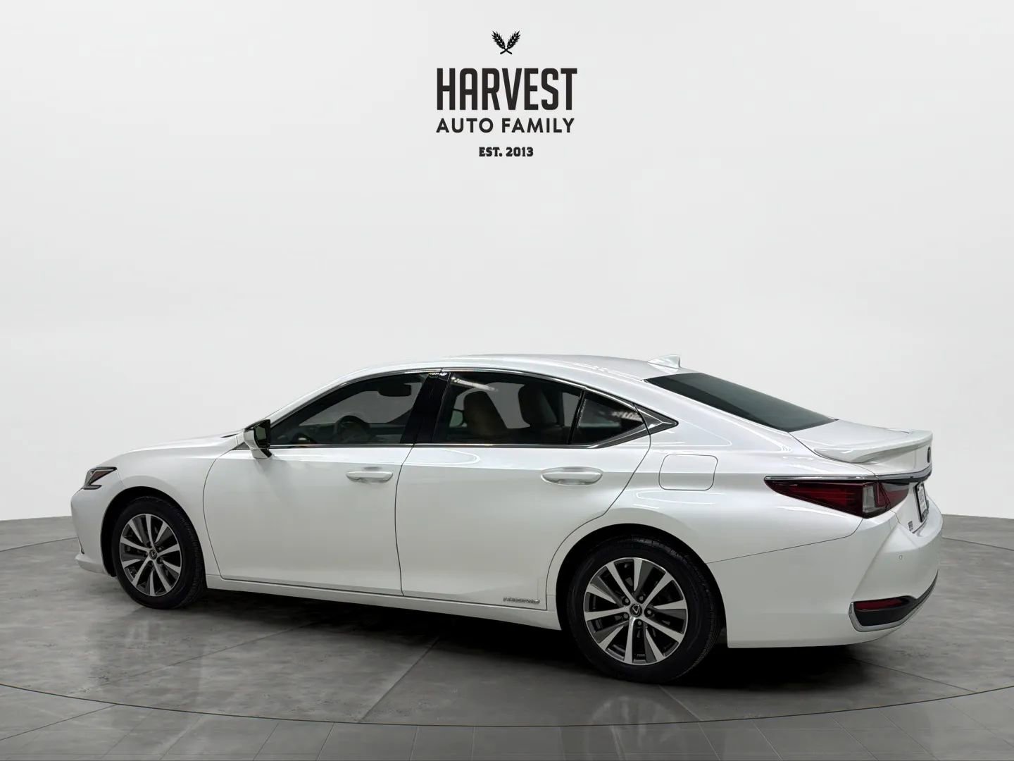 Used 2021 Lexus ES 300h w/ Premium Package FWD image 3