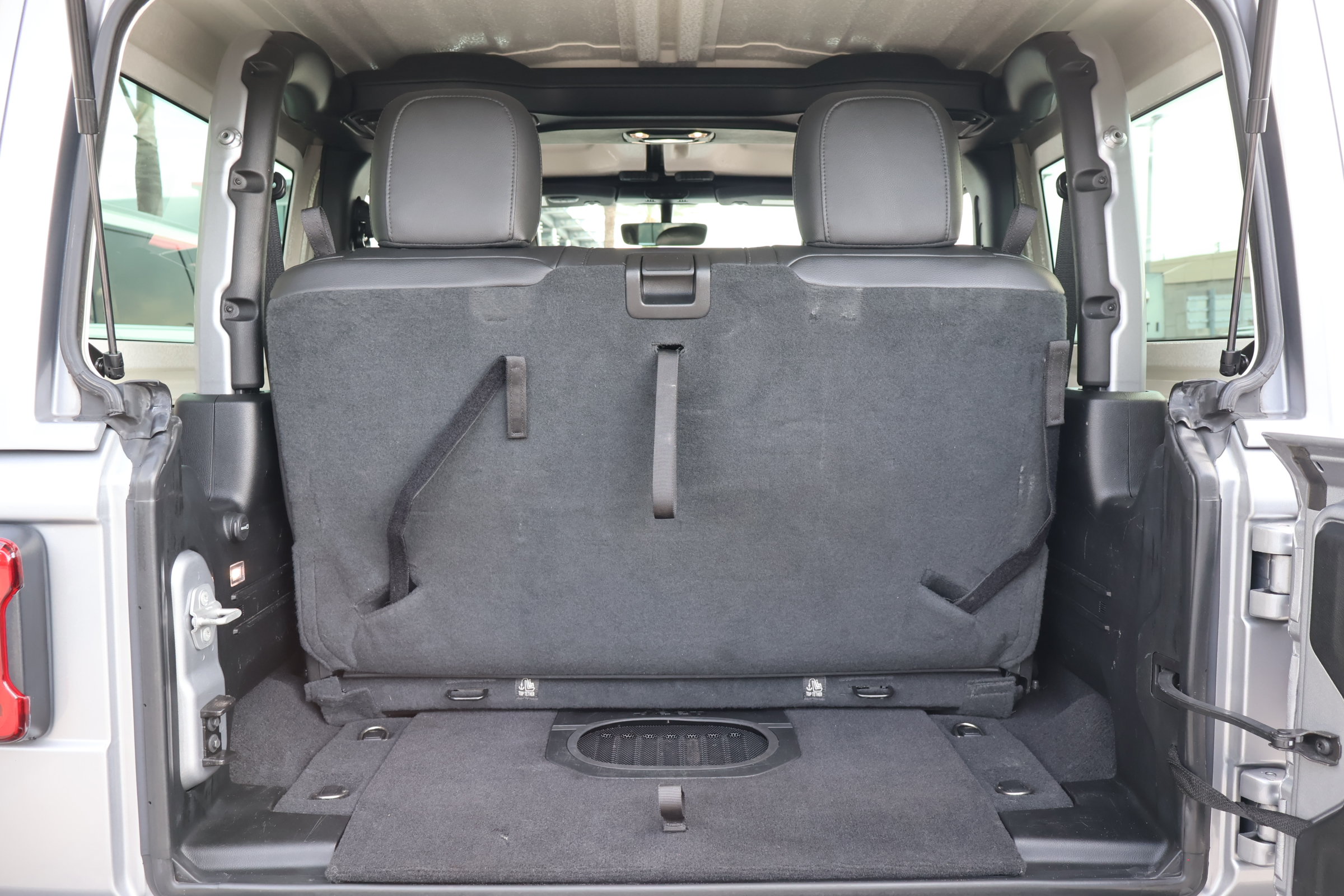 Used 2021 Jeep Wrangler Rubicon AWD/4WD image 15