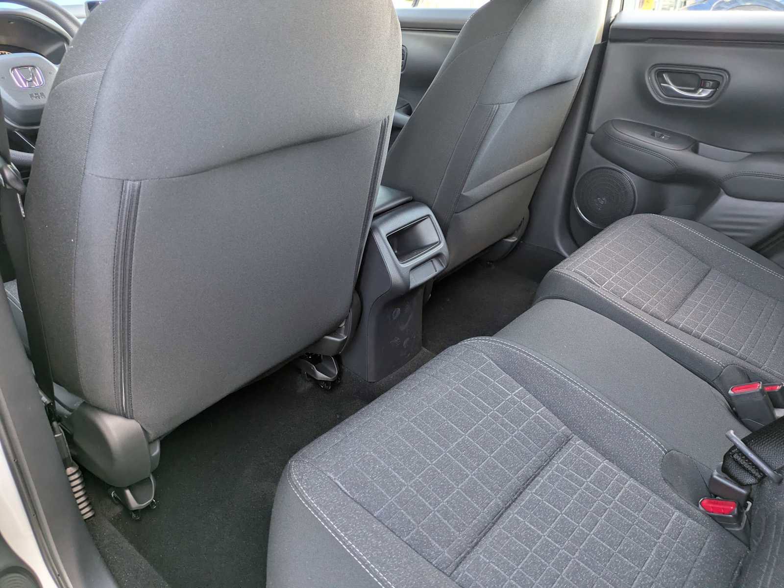 Certified 2025 Honda HR-V LX image 16