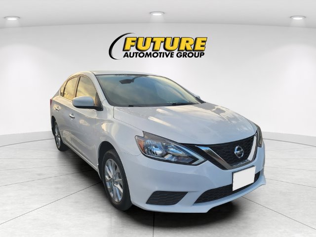 Used 2019 Nissan Sentra SV FWD image 1