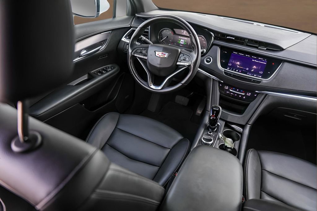 Certified 2022 Cadillac XT6 Luxury image 28