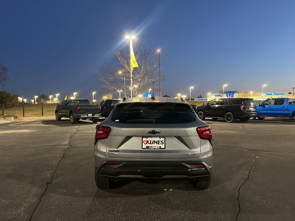 New 2026 Chevrolet Trax ACTIV w/ Sunroof Package image 4