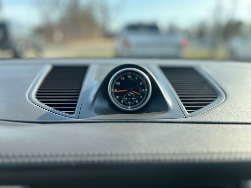 Used 2015 Porsche Macan Turbo image 19