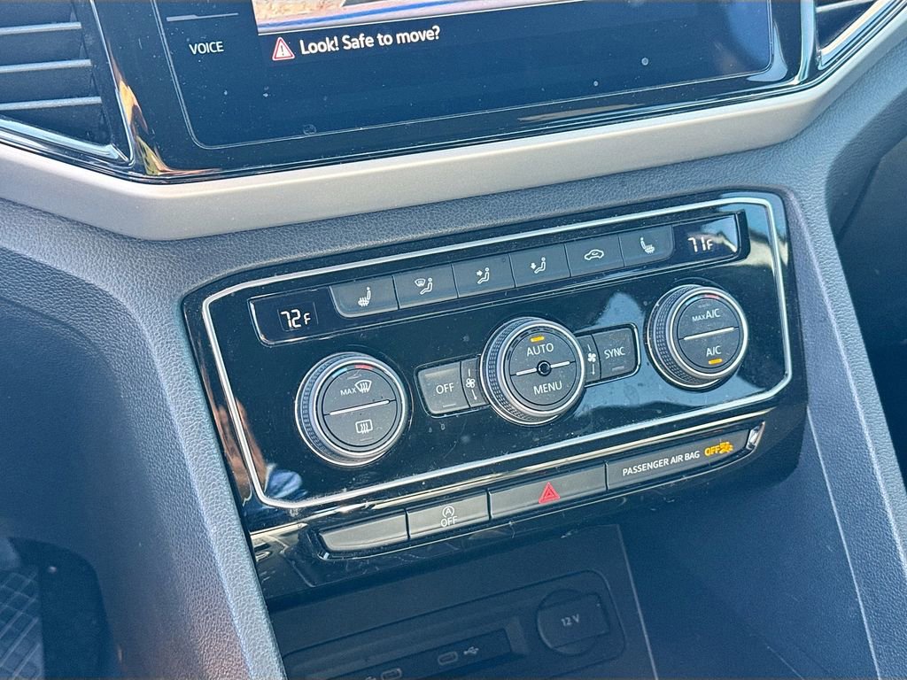 Used 2023 Volkswagen Atlas Cross Sport SE w/ Panoramic Sunroof Package image 16