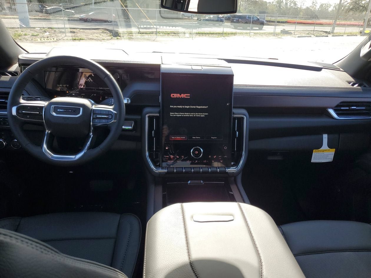 New 2026 GMC Yukon XL Denali w/ Sun & Power Step Package AWD/4WD image 12