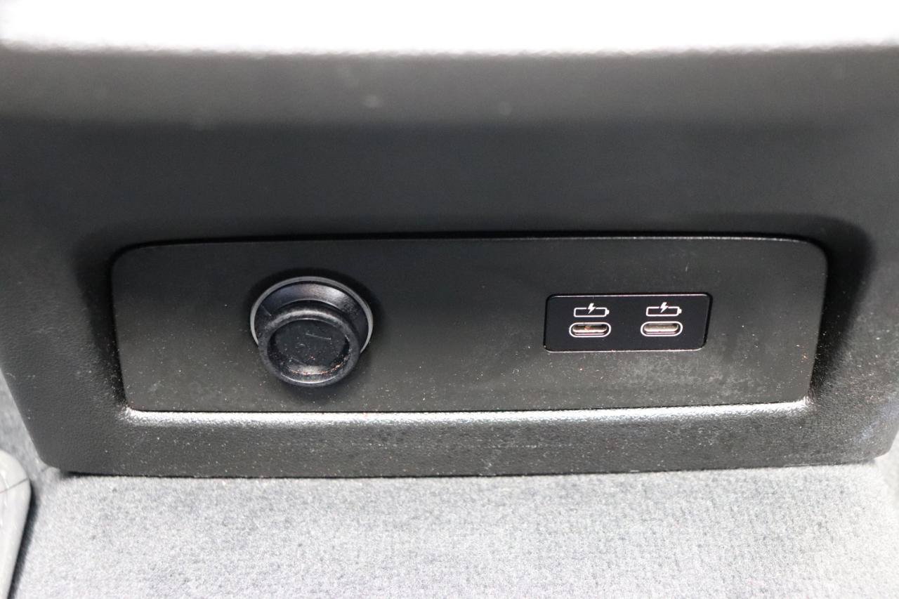 Used 2025 BMW X7 xDrive40i AWD/4WD image 28
