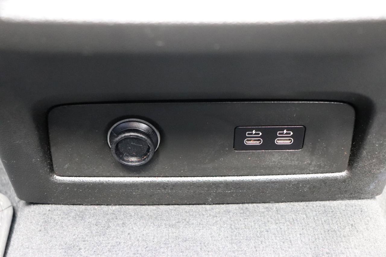 Used 2025 BMW X7 xDrive40i image 28