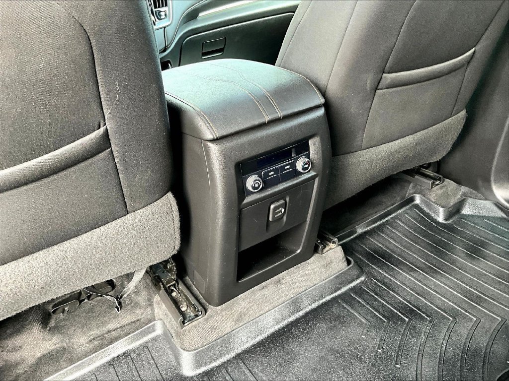 Used 2020 Chevrolet Traverse LT AWD/4WD image 12