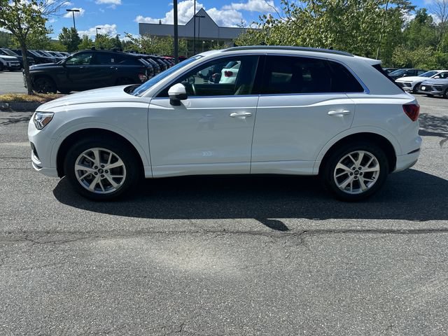 Used 2023 Audi Q3 2.0T Premium AWD/4WD image 2