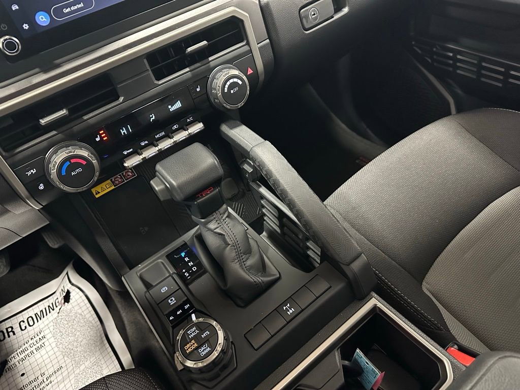 Used 2025 Toyota 4Runner TRD Off-Road image 37