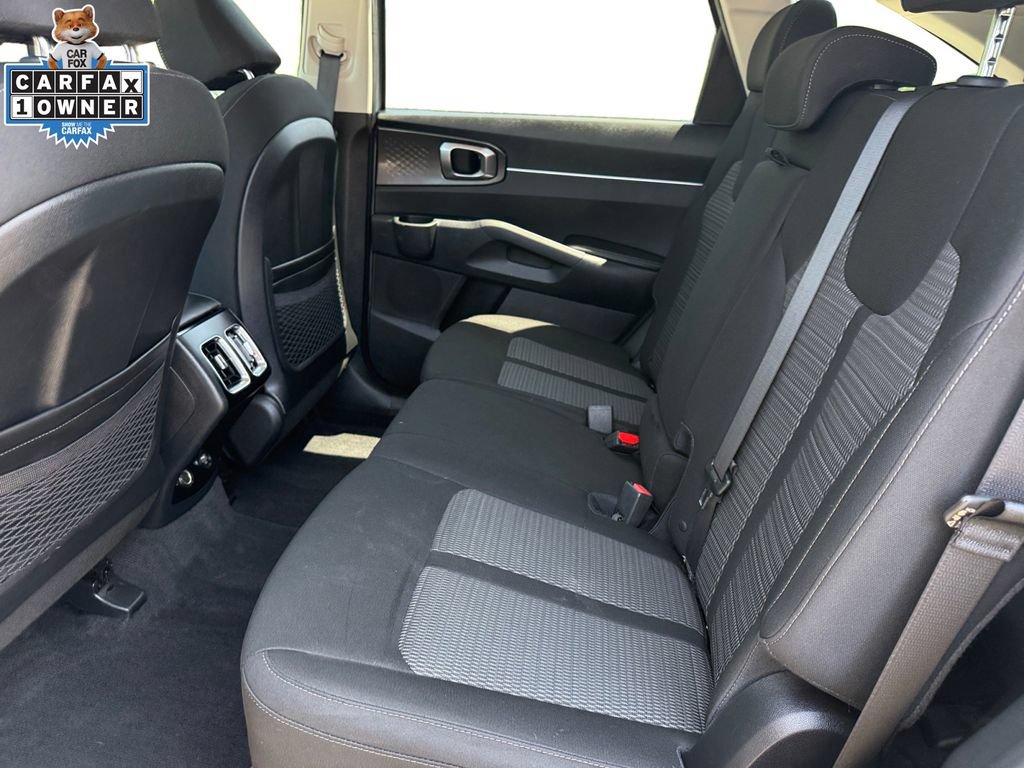 Certified 2023 Kia Sorento LX AWD/4WD image 14