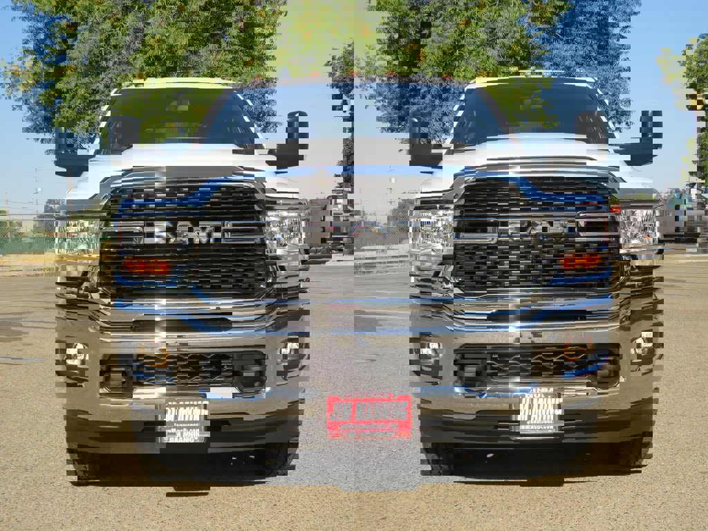 New 2022 RAM 3500 Tradesman w/ Chrome Appearance Group image 6