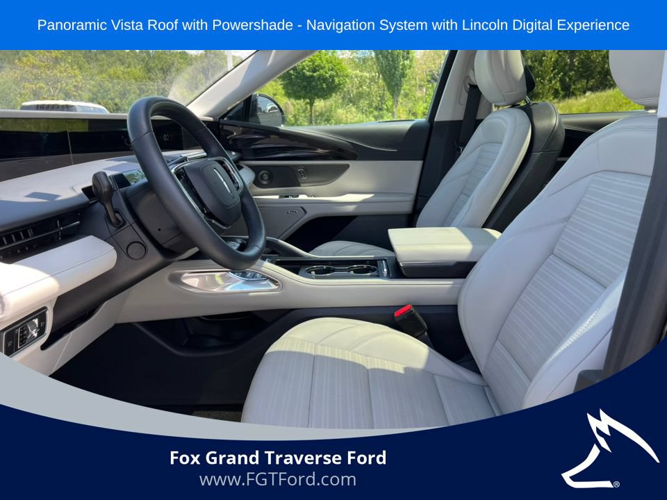 Used 2026 Lincoln Nautilus Reserve AWD/4WD image 4
