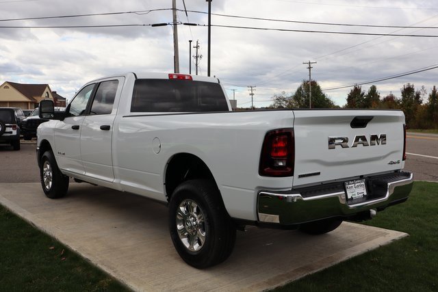 Used 2025 RAM 3500 Big Horn image 33