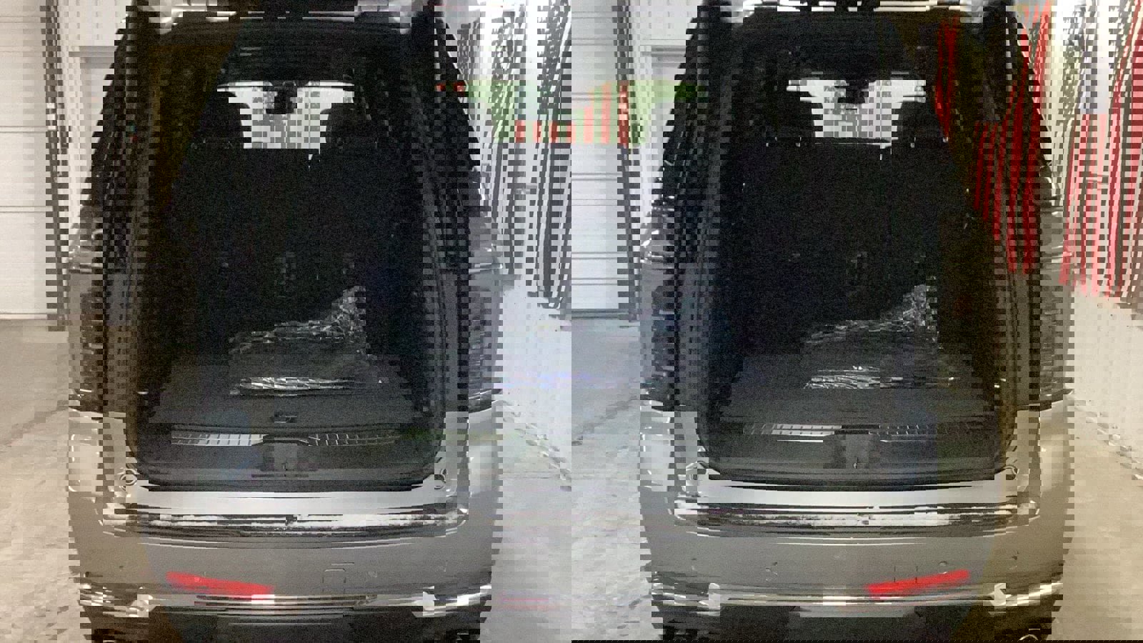 New 2026 Chevrolet Suburban Premier image 7