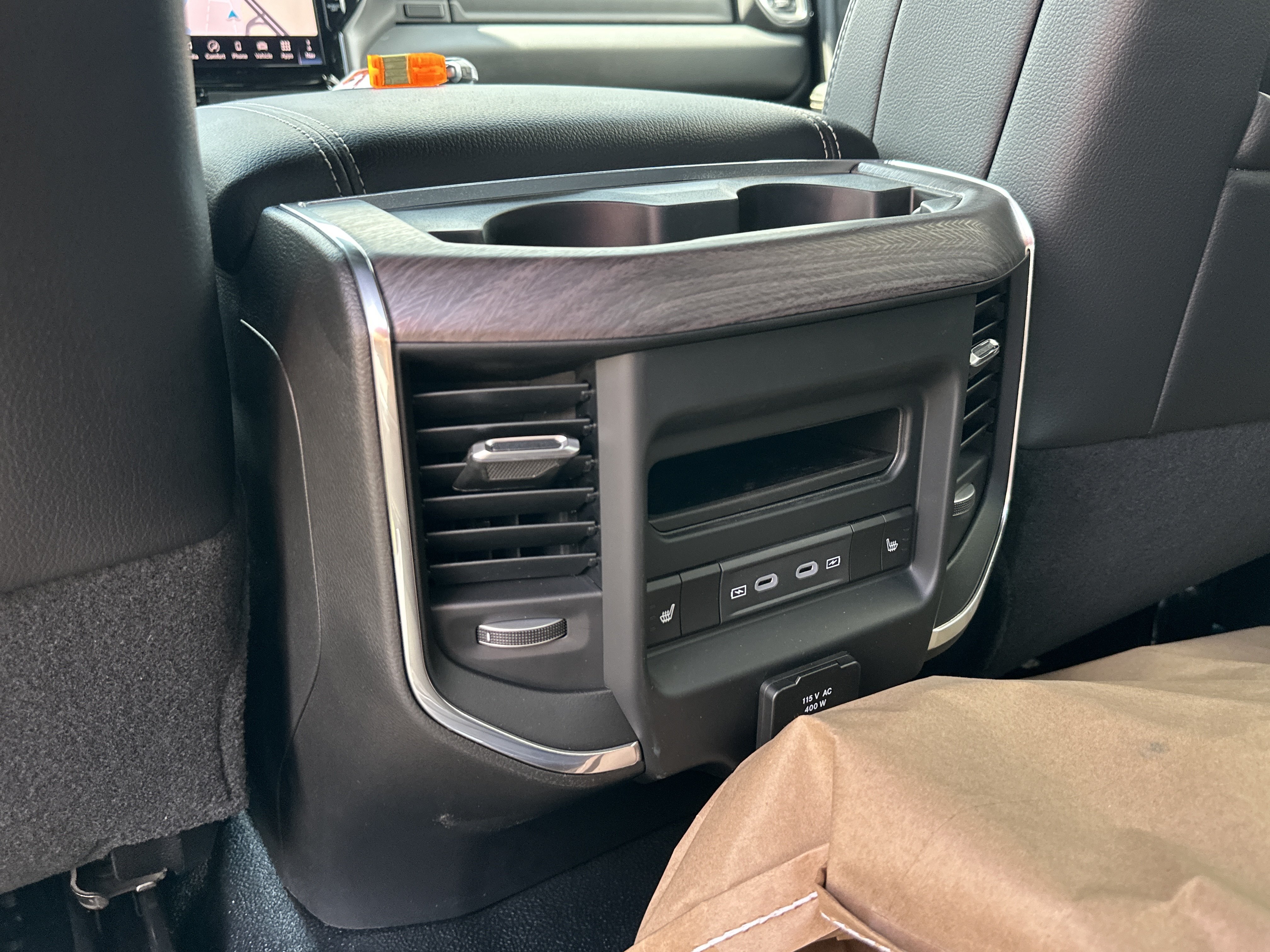 New 2026 RAM 5500 4x4 Crew Cab w/ Laramie Trim Package image 32