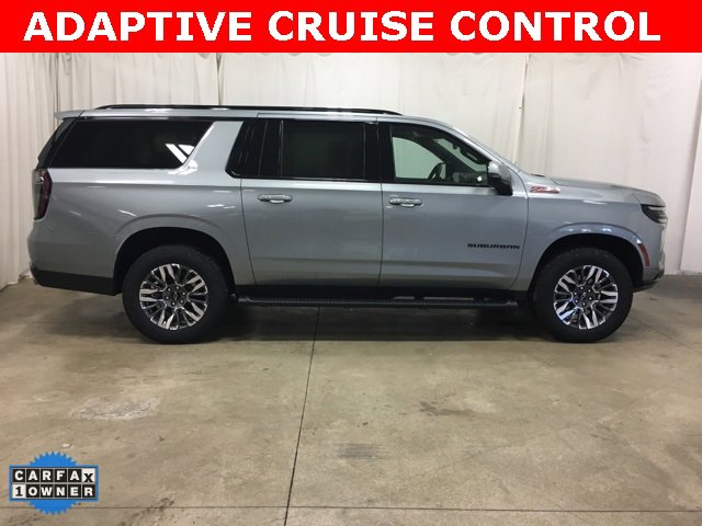 Used 2025 Chevrolet Suburban Z71 w/ Comfort Package image 2