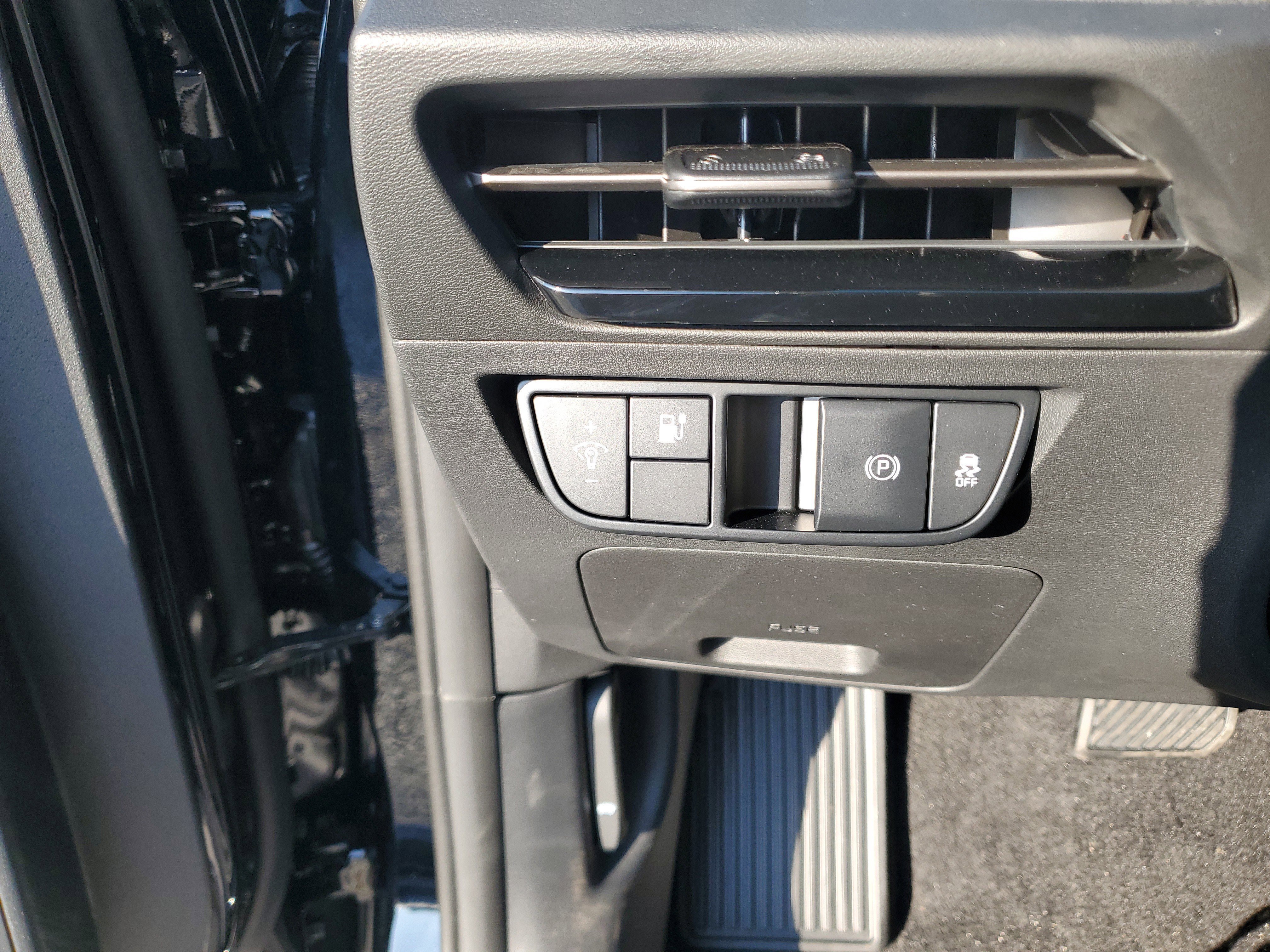 New 2025 Kia EV6 Light w/ Light LR Technology Package image 7