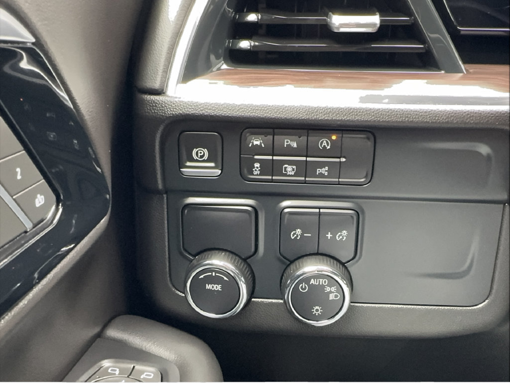 Used 2025 Chevrolet Tahoe LT RWD image 49