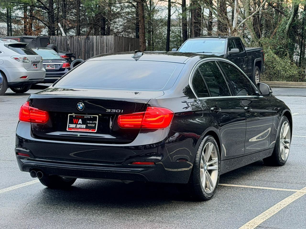 Used 2018 BMW 330i Sedan w/ Convenience Package RWD image 4