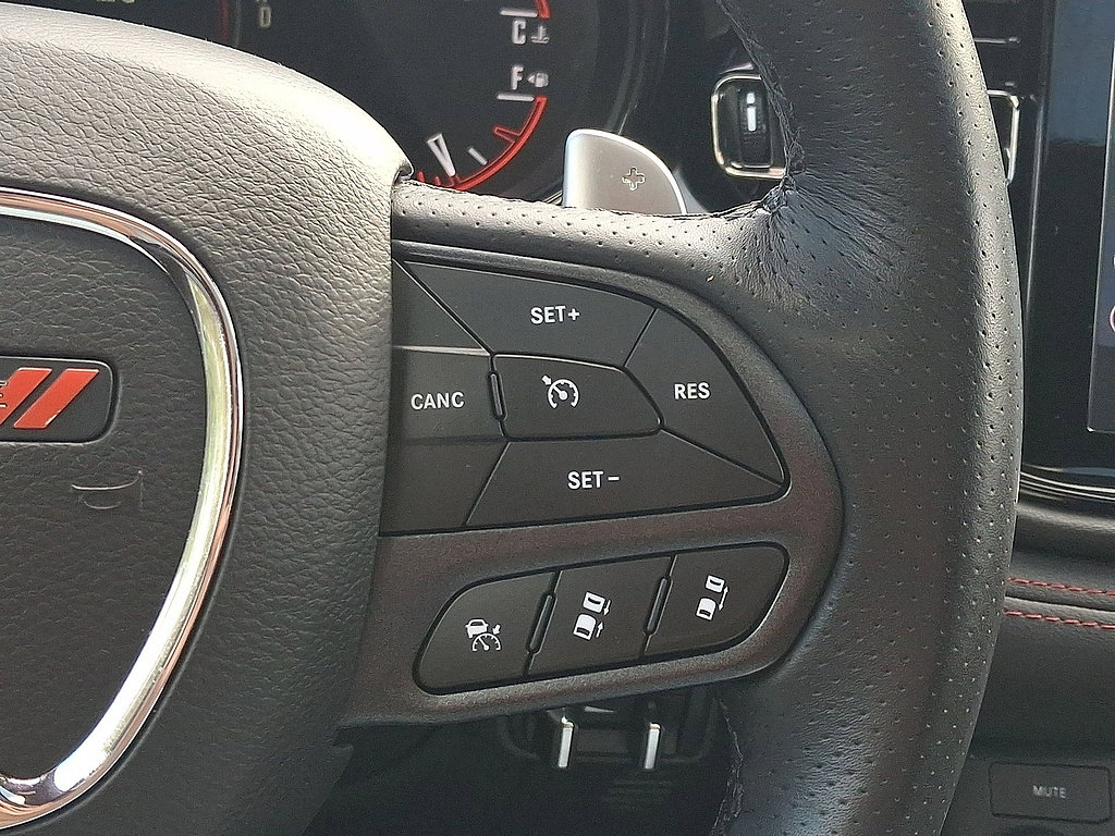 Used 2025 Dodge Durango GT AWD/4WD image 18
