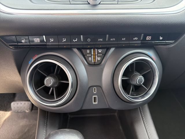 Used 2020 Chevrolet Blazer LT FWD image 20