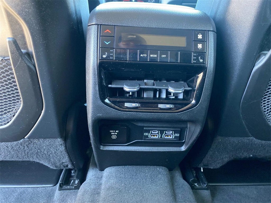 Used 2021 Jeep Grand Cherokee L Limited image 20