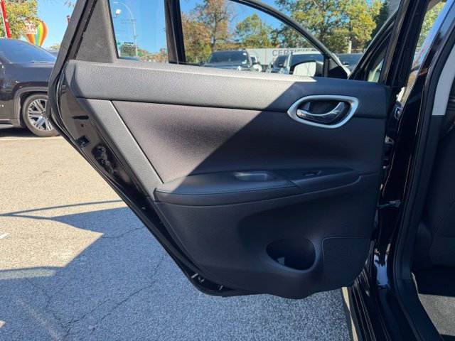 Used 2017 Nissan Sentra SR FWD image 18