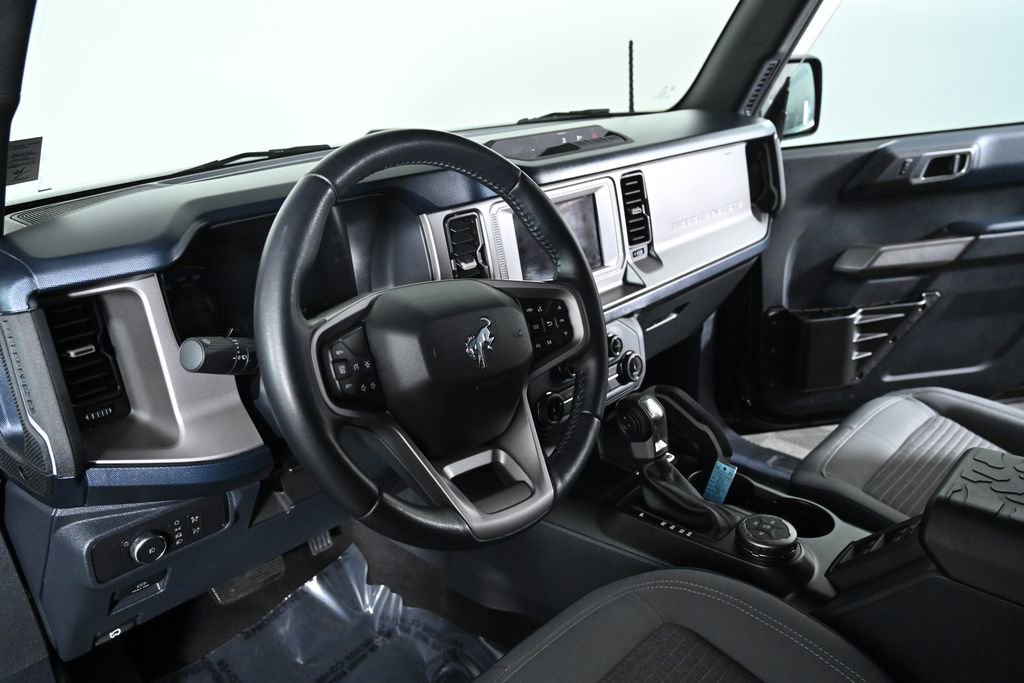 Used 2022 Ford Bronco Outer Banks image 13