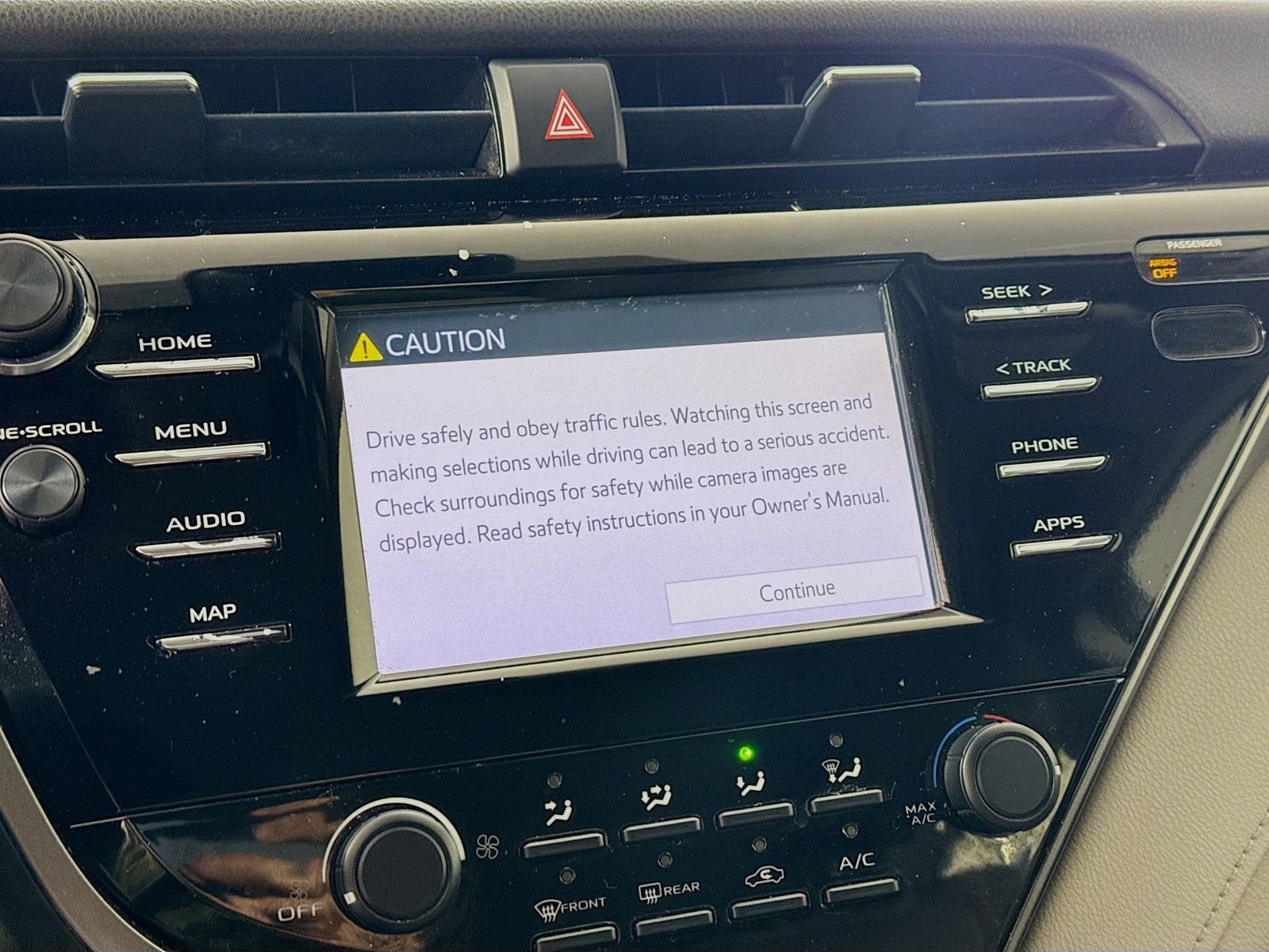 Certified 2019 Toyota Camry LE FWD image 11