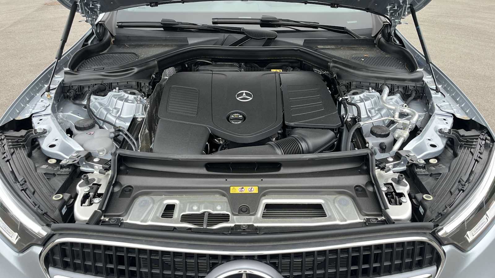 Used 2026 Mercedes-Benz GLC 300 4MATIC image 27