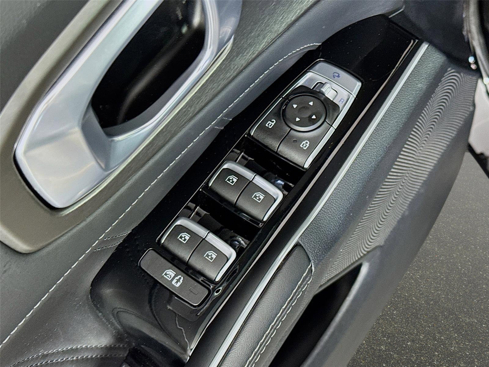 Certified 2023 Kia Sorento SX FWD image 20