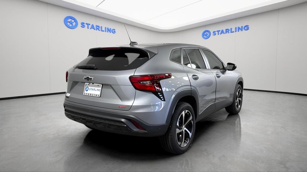 Certified 2024 Chevrolet Trax RS w/ Sunroof Package FWD image 8