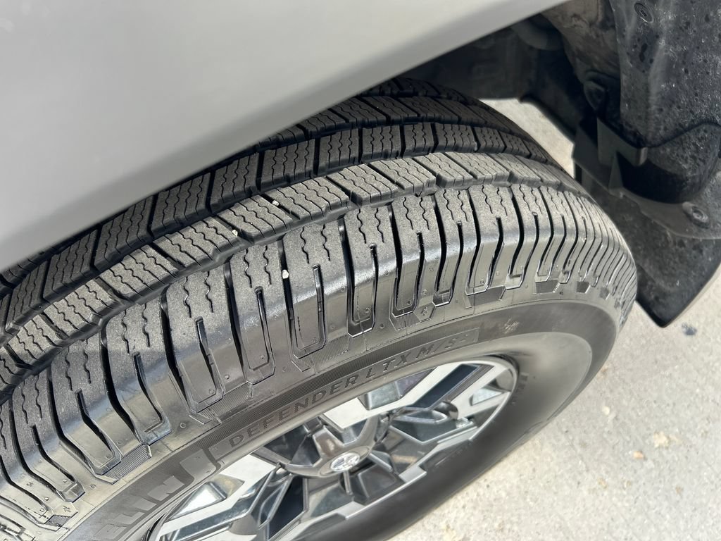 Certified 2022 Toyota Tacoma TRD Off-Road AWD/4WD image 22